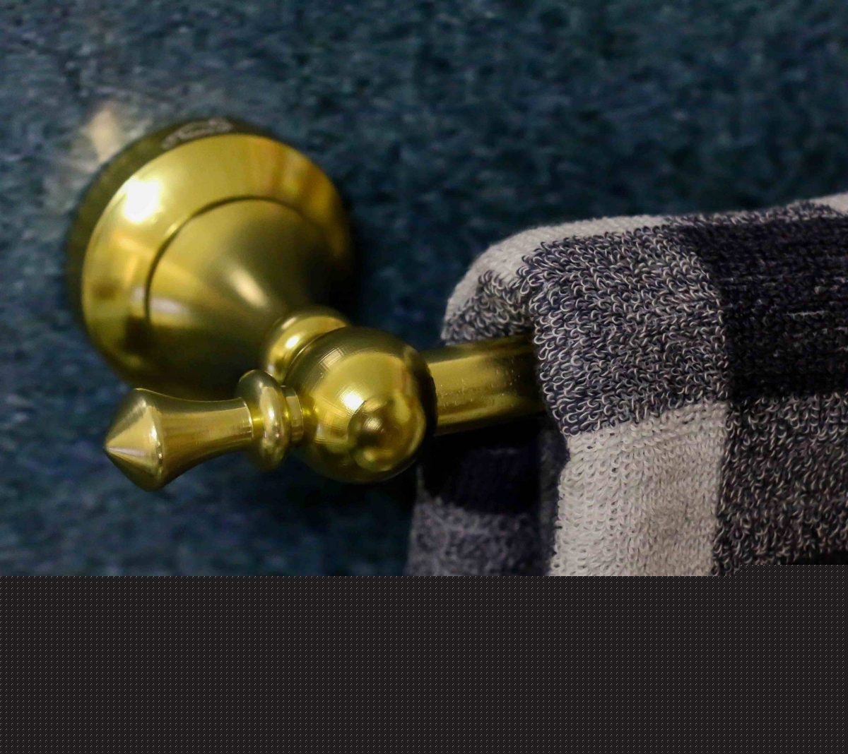 N138 A/B ( High Density Single Towel Bar - Antique Brass ) - Image 3